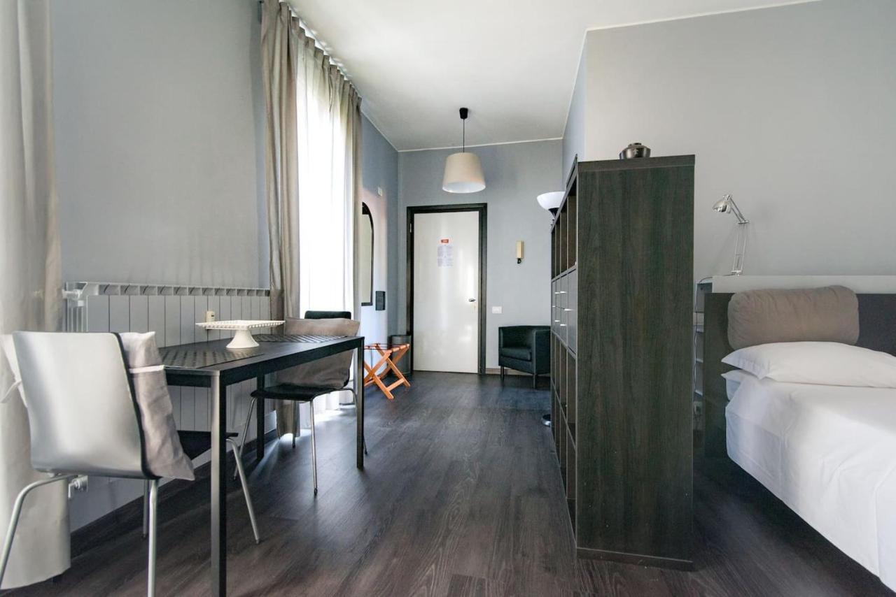 Appartement Via Mentana 32 - The House Of Travelers à Côme Extérieur photo