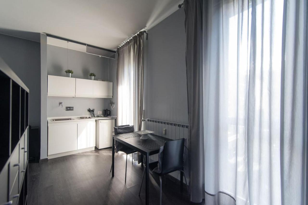 Appartement Via Mentana 32 - The House Of Travelers à Côme Extérieur photo